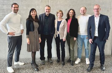 Gruppenbild der Lehrenden im Studiengang AWR